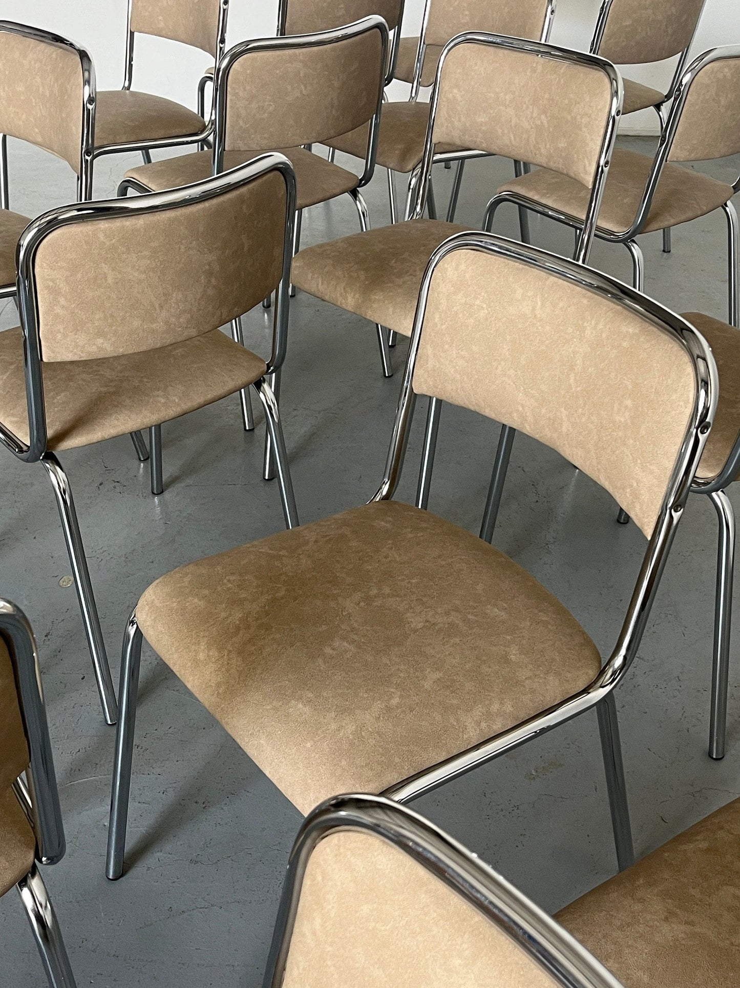 Bauhaus design chrome tubular steel and beige faux leather Italian modernist dining chairs, 1980s vintage