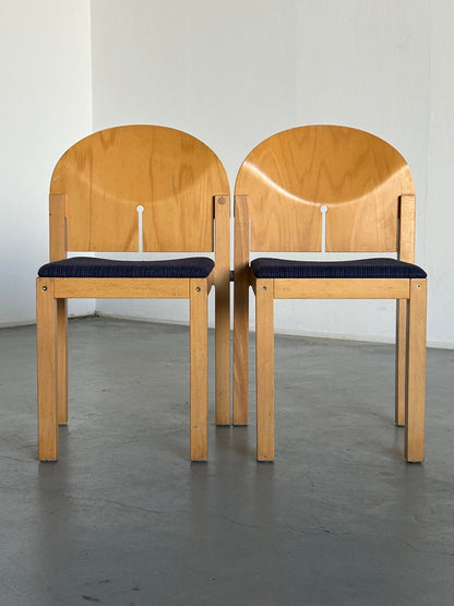 Ensemble de 2 chaises à manger empilables en bois sculpturales postmodernes par Arno Votteler pour Bisterfeld et Weiss, Allemagne, vintage des années 1980