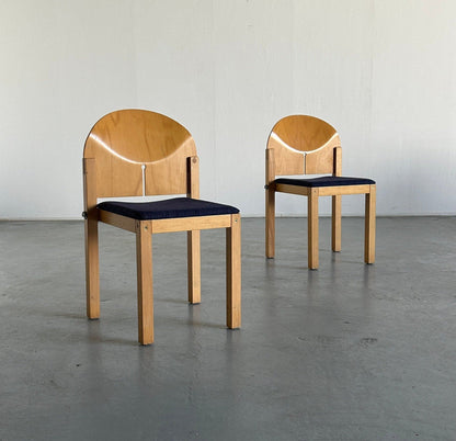 Ensemble de 2 chaises à manger empilables en bois sculpturales postmodernes par Arno Votteler pour Bisterfeld et Weiss, Allemagne, vintage des années 1980