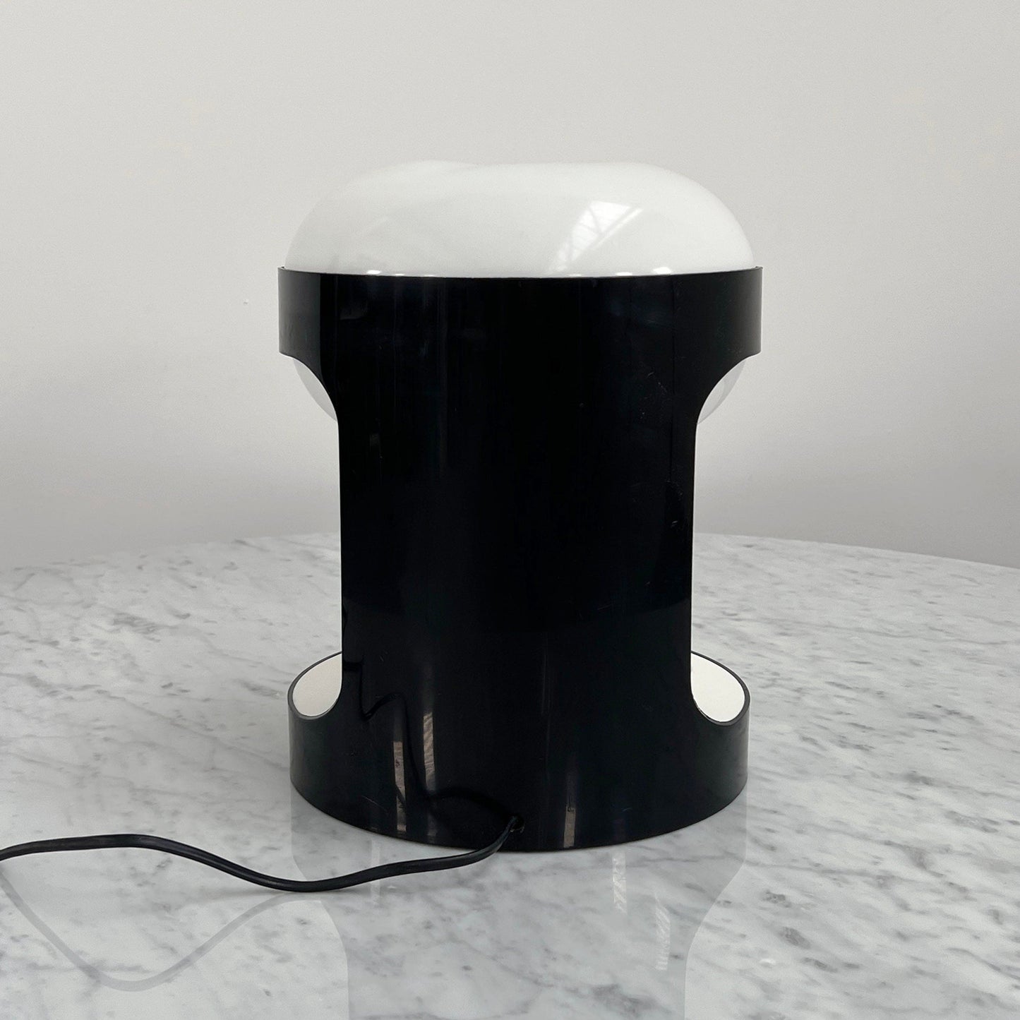 Lampe de table noire KD29 par Joe Colombo pour Kartell, vintage 1960