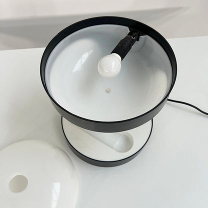 Lampe de table noire KD29 par Joe Colombo pour Kartell, vintage 1960