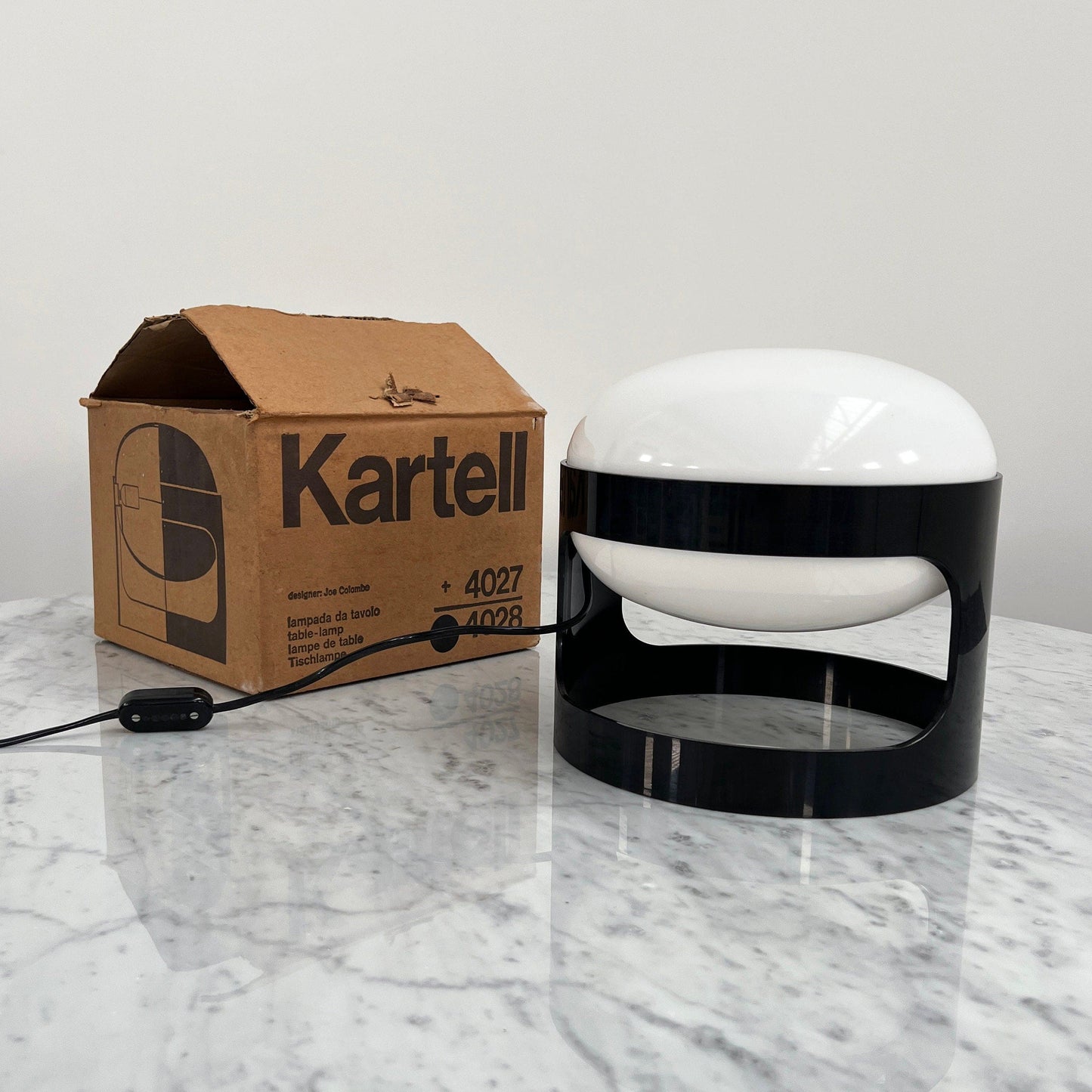 Lampe de table noire KD27 par Joe Colombo pour Kartell, vintage 1960