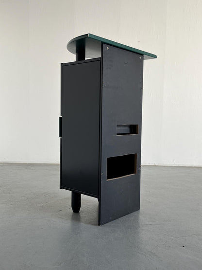 Postmodern Memphis Style Bar Cabinet in Schwarz und Grün Holz, im Stil von Peter Maly, 1980er Vintage