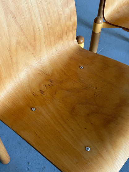 Ensemble de 4 chaises de salle à manger empilables modernes du milieu du siècle en bois courbé et en métal par Braun Lockenhaus, Autriche vintage des années 1990