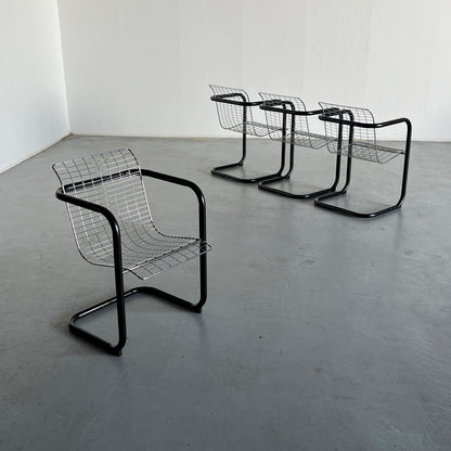 1 of 4 chrome wire club chairs, industrial galvanized tubular metal, Space Age Italy 1980s vintage