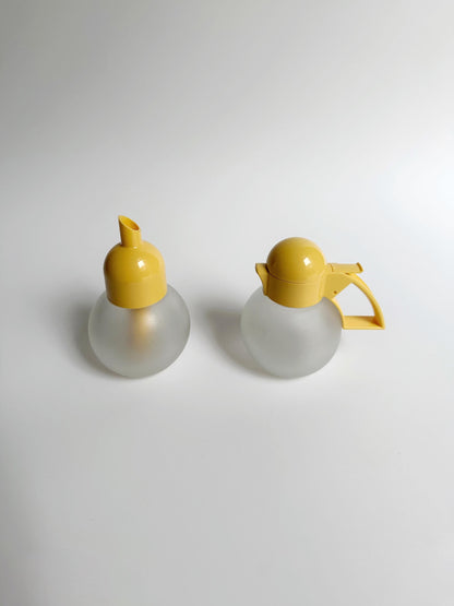 Stoha Postmodern Sugar Shaker Milk Jug Memphis Milano Allemagne années 90 Pastel Yellow Chicken vintage des années 80