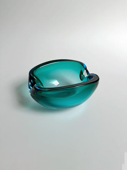 Seguso Murano Ashtray Mint Green Turquoise Blue Two Tone Flavio Poli Style Glass Beryl Barovier Toso Green Mid Century Modern Italy Vintage