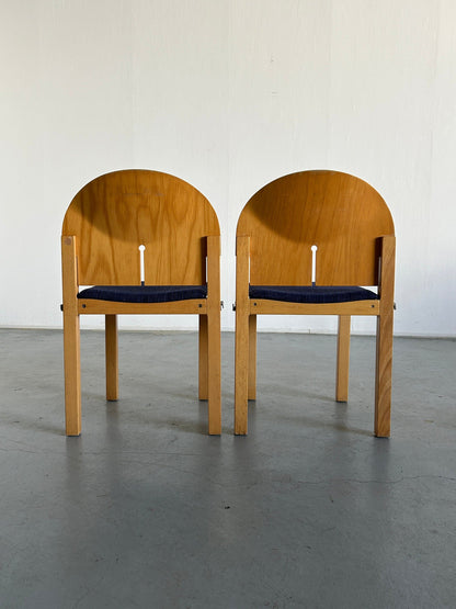 Ensemble de 2 chaises à manger empilables en bois sculpturales postmodernes par Arno Votteler pour Bisterfeld et Weiss, Allemagne, vintage des années 1980