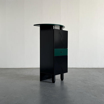 Postmodern Memphis Style Bar Cabinet in Schwarz und Grün Holz, im Stil von Peter Maly, 1980er Vintage