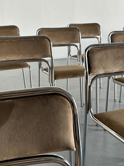 Bauhaus Chrome Tubular Steel et Beige Velvet Chairs / Chaises de salle à manger empilables modernistes italiennes des années 1980 vintage