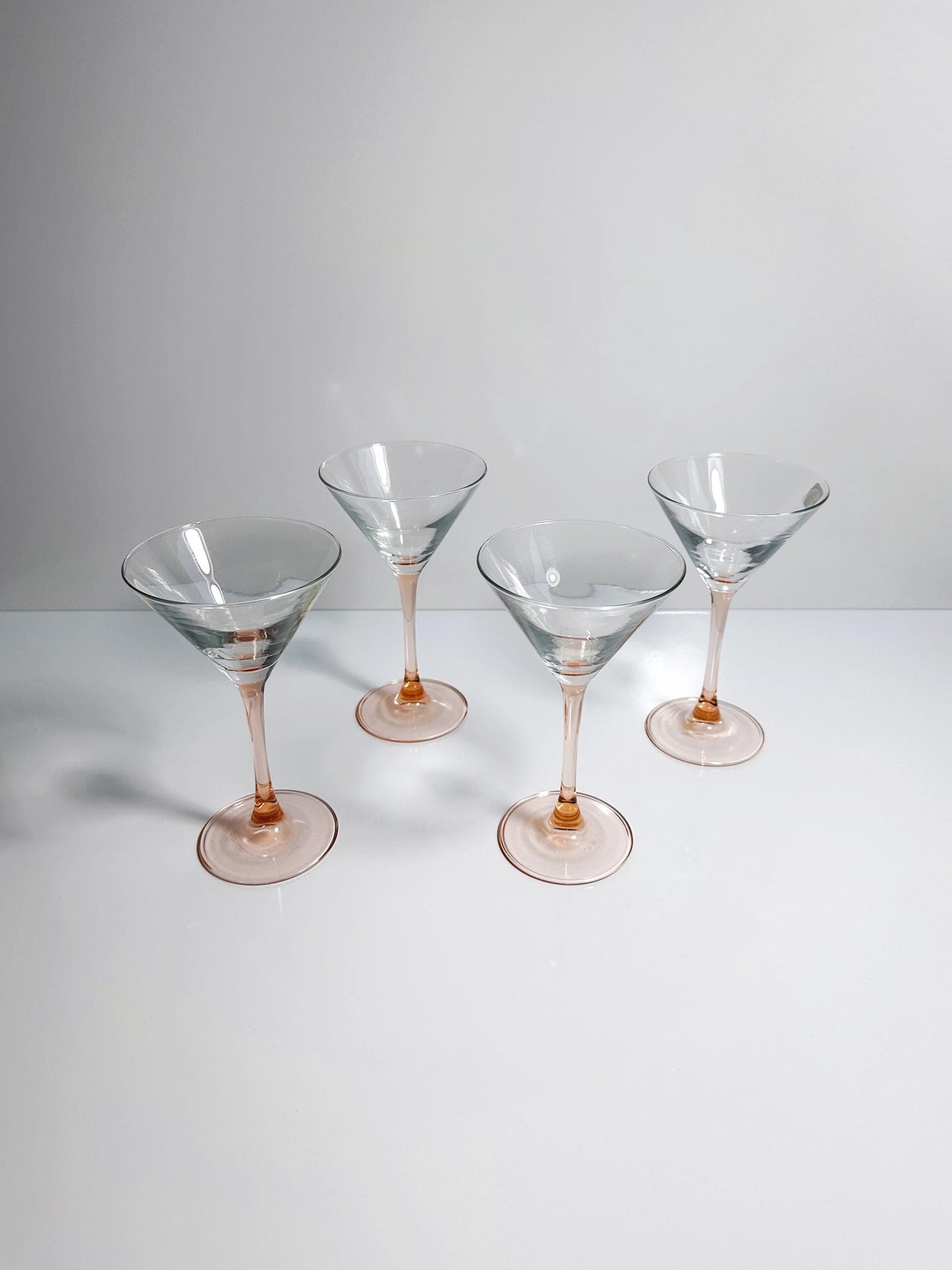 4 Vintage Martini Gläser Rosa Luminarc Rose Sekt Schalen Pokal Kelch Minimalistisch Rosalin Pink 80er Art Deco Revival France Frankreich