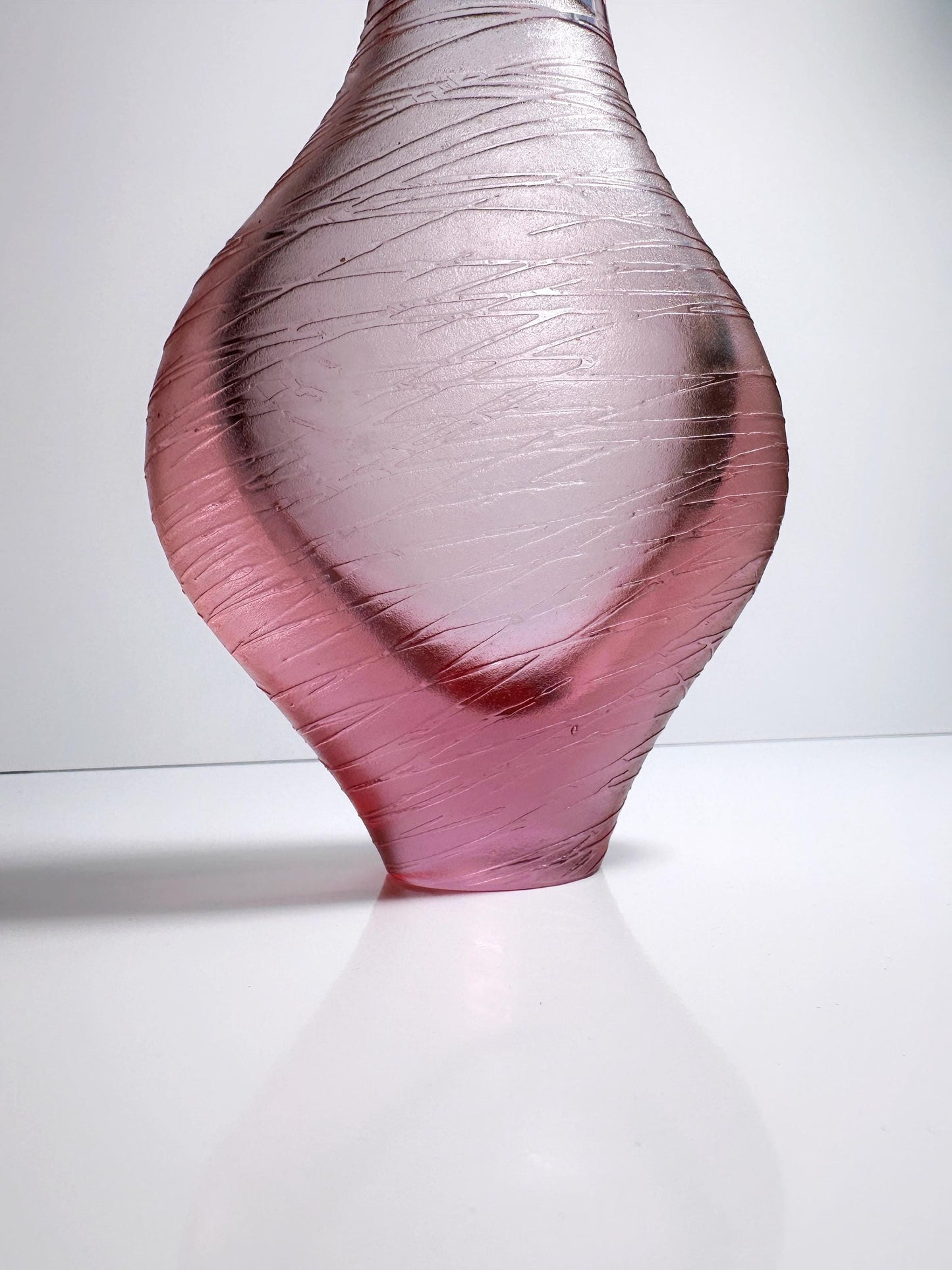 Vintage Vase Bohemia Czech Alexandrite Glass Stripes Matted Neodymium Zelezny Brod ZBS Miroslav Klinger Železnobrodské sklárny Lilac Pink