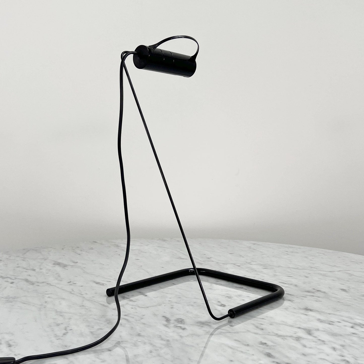 Black Slalom desk lamp by Vico Magistretti for Oluce, 1980s vintage