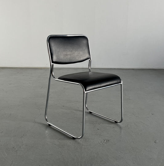 Bauhaus design dining chair in chromed steel and black imitation leather, 1990s Italy