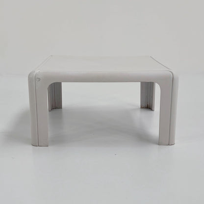 Table basse blanche modèle 4894