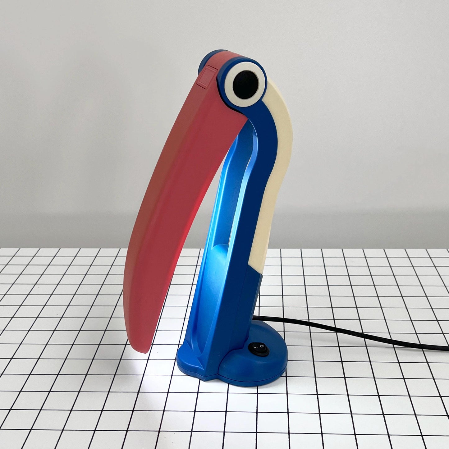 Lampe Toucan par HT Huang pour Huanglite, 1980s