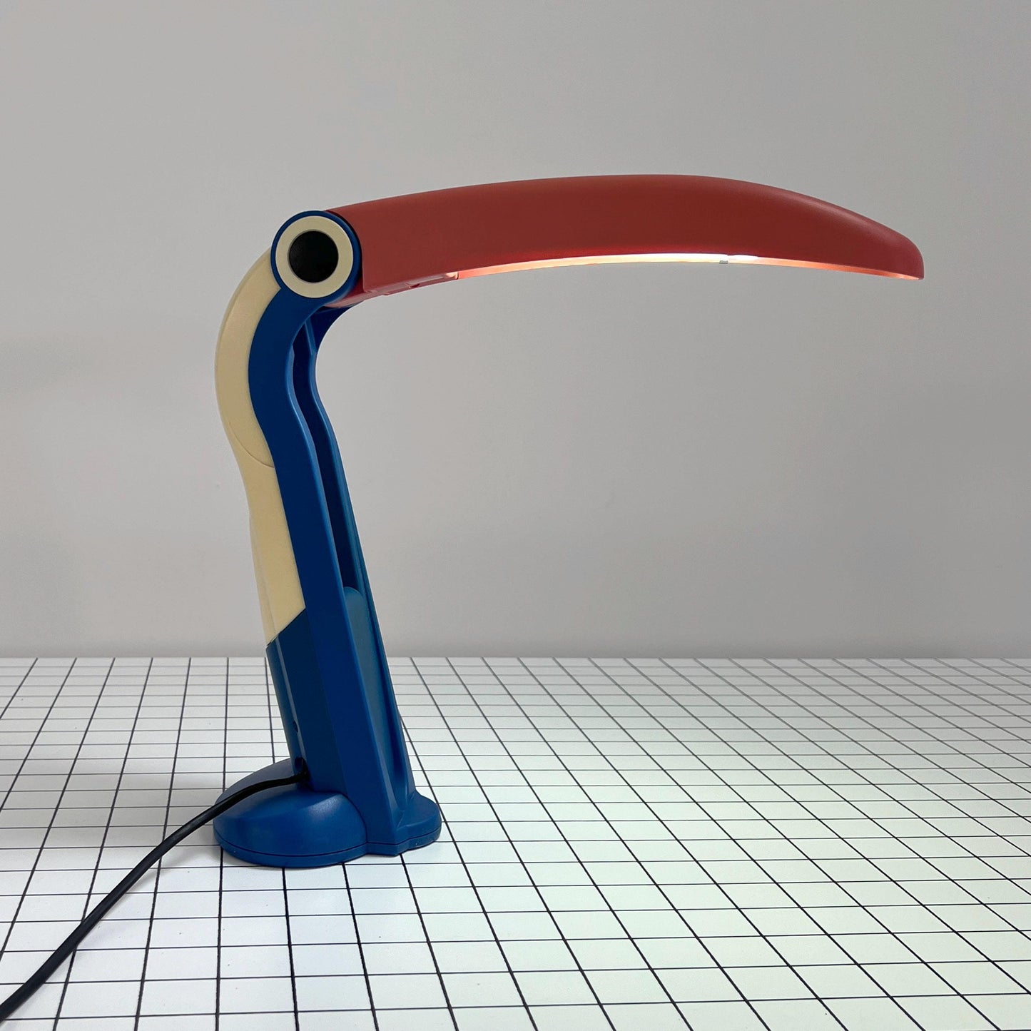 Lampe Toucan par HT Huang pour Huanglite, 1980s