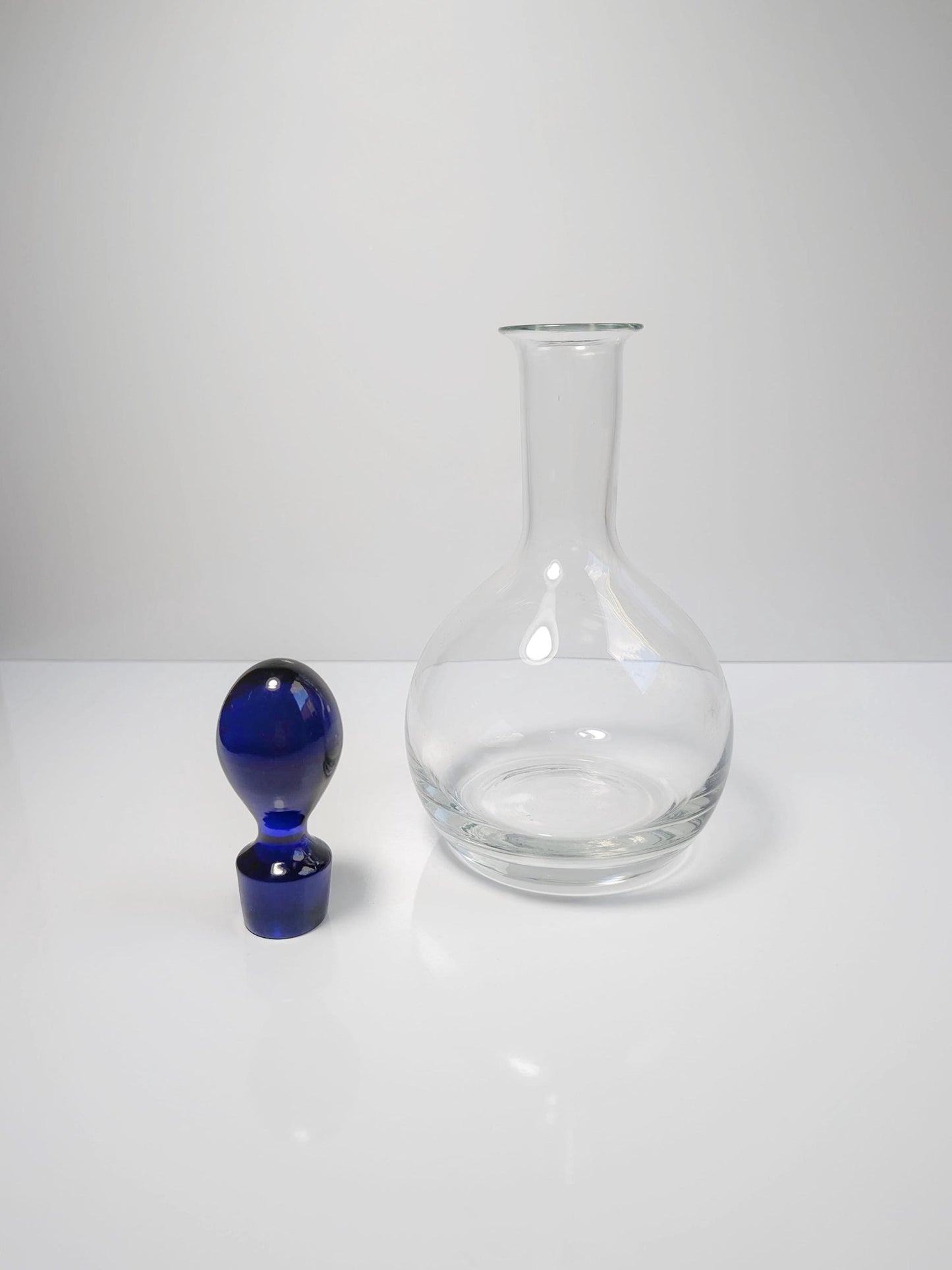 Vintage Decanter Carafe Glass Postmodern Cobalt Ultramarine Blue 90s Red Wine White Wine y2K Murano Memphis