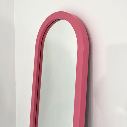 Mirror with pink frame by Anna Castelli Ferrieri for Kartell, 1980s