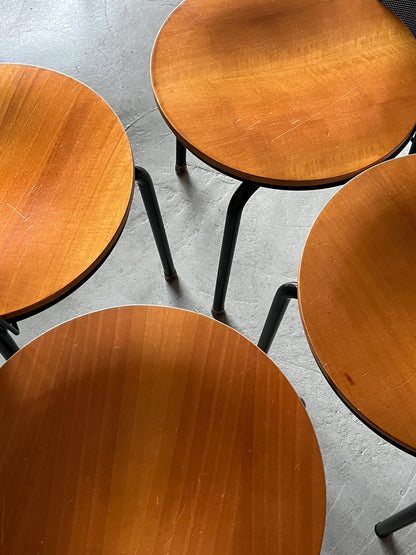 1 of 8 Postmodern Sculptural Vintage Dining Chairs in Black Metal with Round Wooden Seats, 1980s Italy