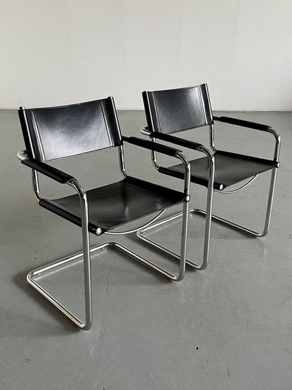 1 von 2 Original 'MG5' Sessel von Centro Studi für Matteo Grassi, Bauhaus Design Rohrstahl und Leder Freischwinger, 1979 Vintage