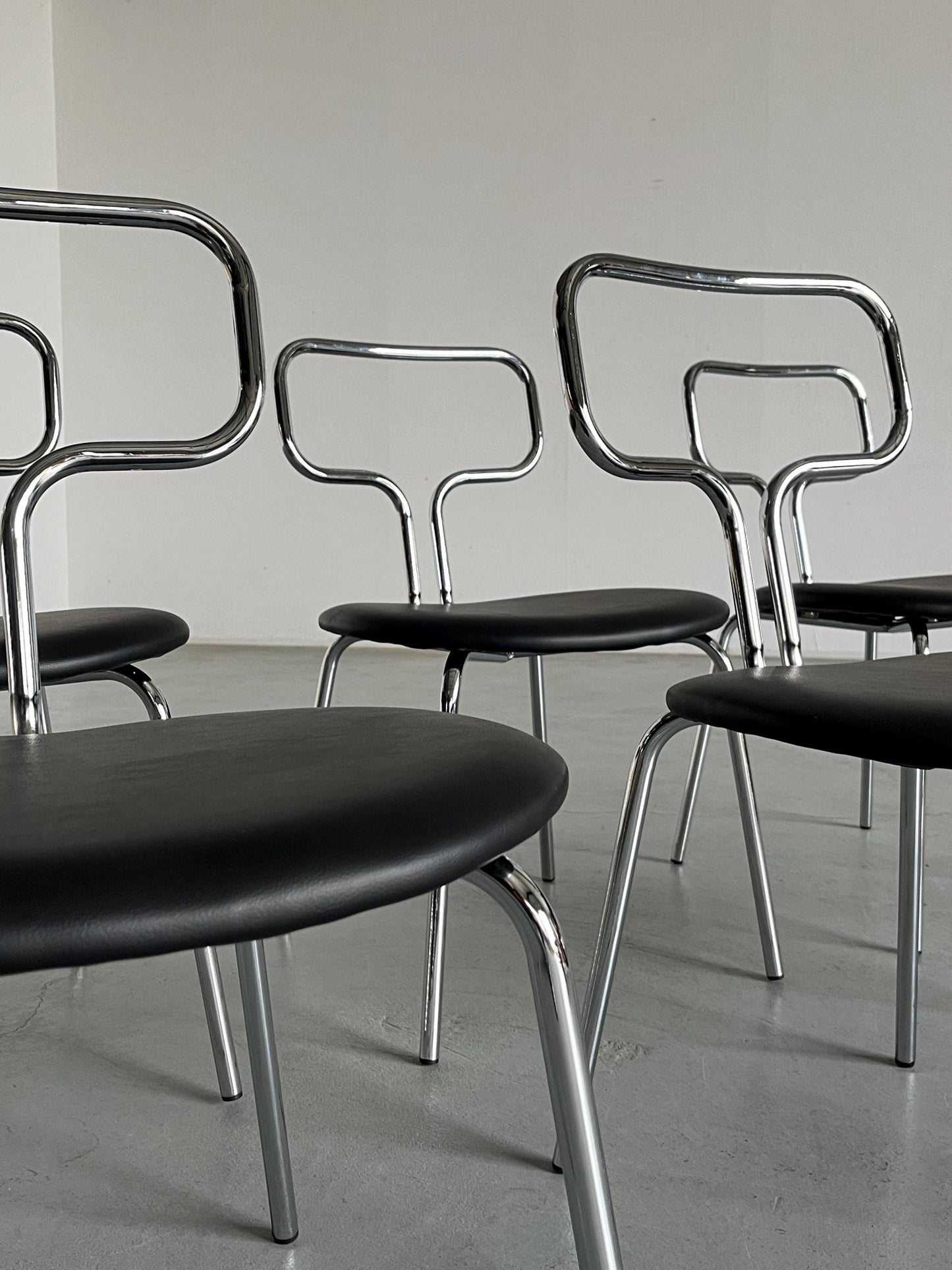 Bauhaus Design Curved Chrome Tubular Steel and Faux Leather Dining Chairs Vintage