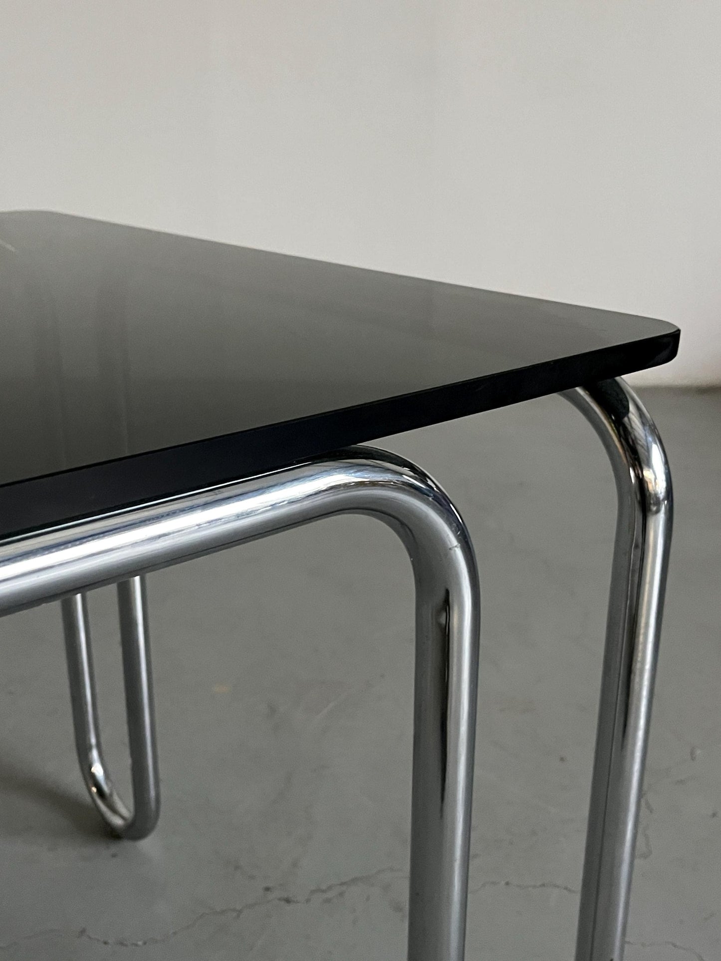 Vintage Italian Modernist Dining Table in Smoked Glass and Chromed Steel Tubular, 1980s Italy