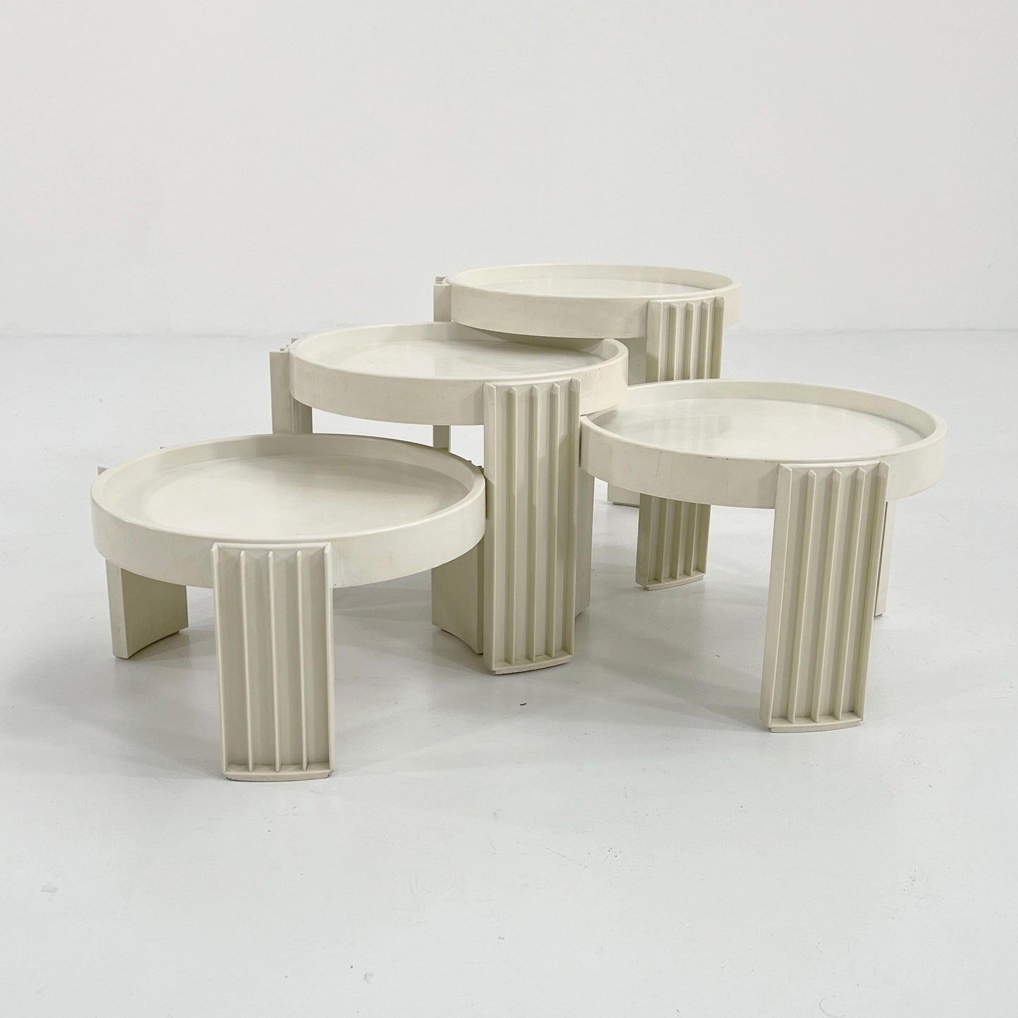 Set of 2 Marema vintage nesting tables by Gianfranco Frattini for Cassina, 1960s