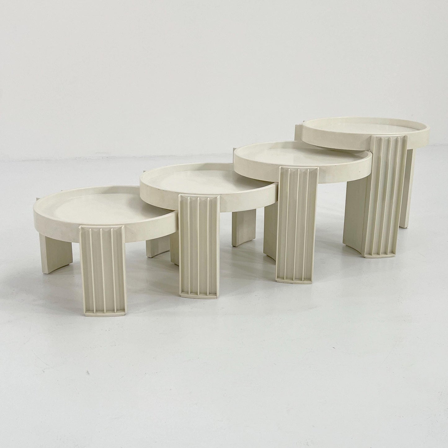 Set of 2 Marema vintage nesting tables by Gianfranco Frattini for Cassina, 1960s