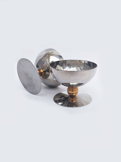 Vintage dessert cup made of stainless steel: stylish addition to your kitchen