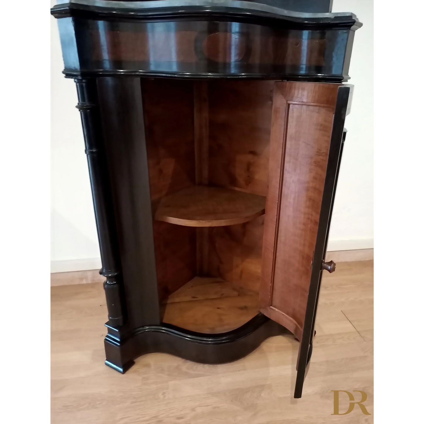 Vintage Neapolitan corner cabinet from the 19th century, lacquered with mirror and original marble