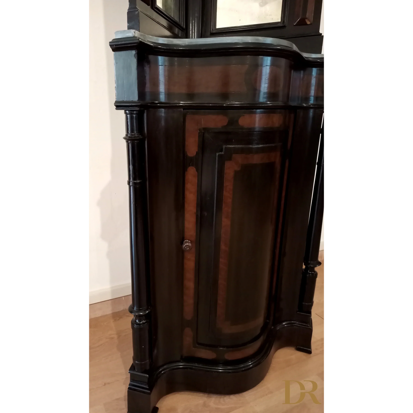 Vintage Neapolitan corner cabinet from the 19th century, lacquered with mirror and original marble