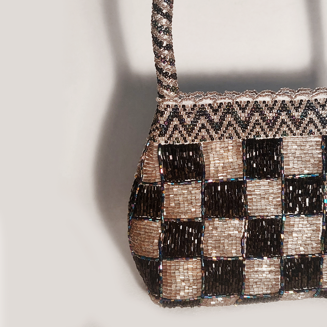 Checkerboard Vintage Beaded Bag: Stylish design, compact