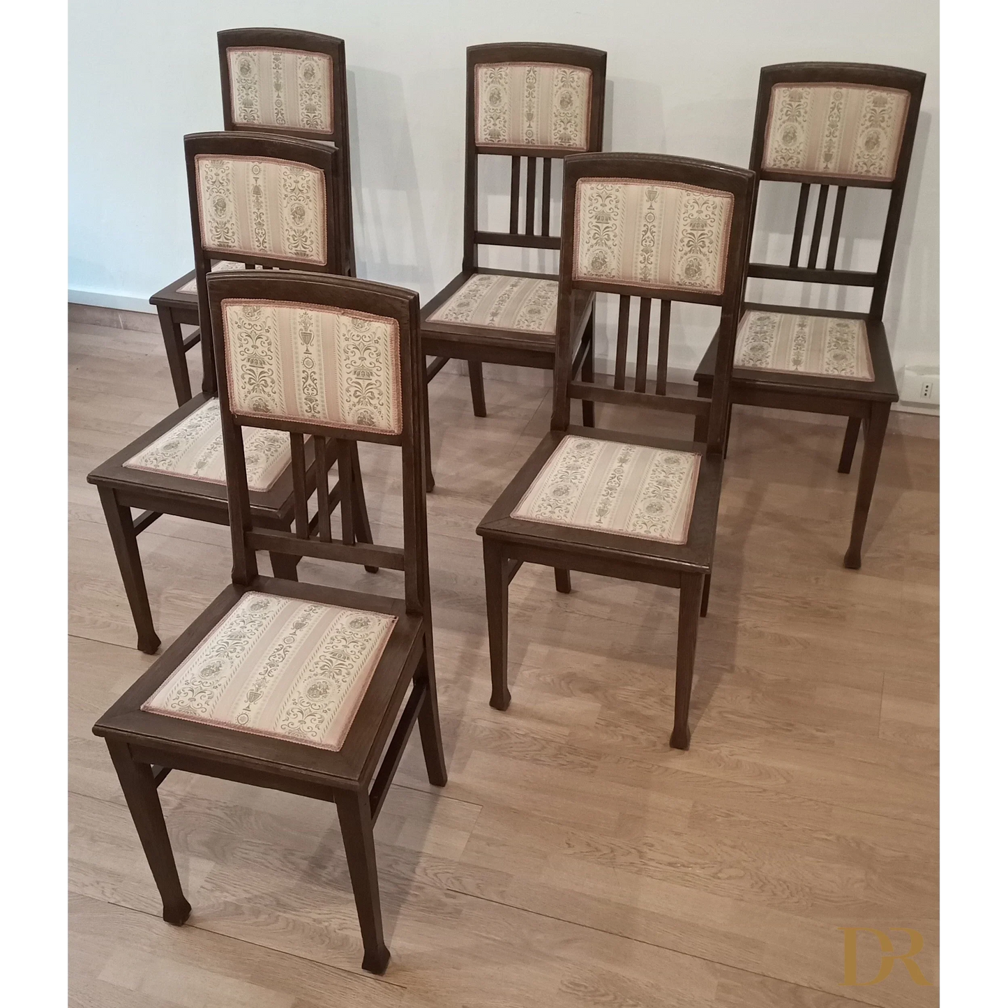 Set of 2 vintage oak dining chairs | Vintage Italian style living room chair