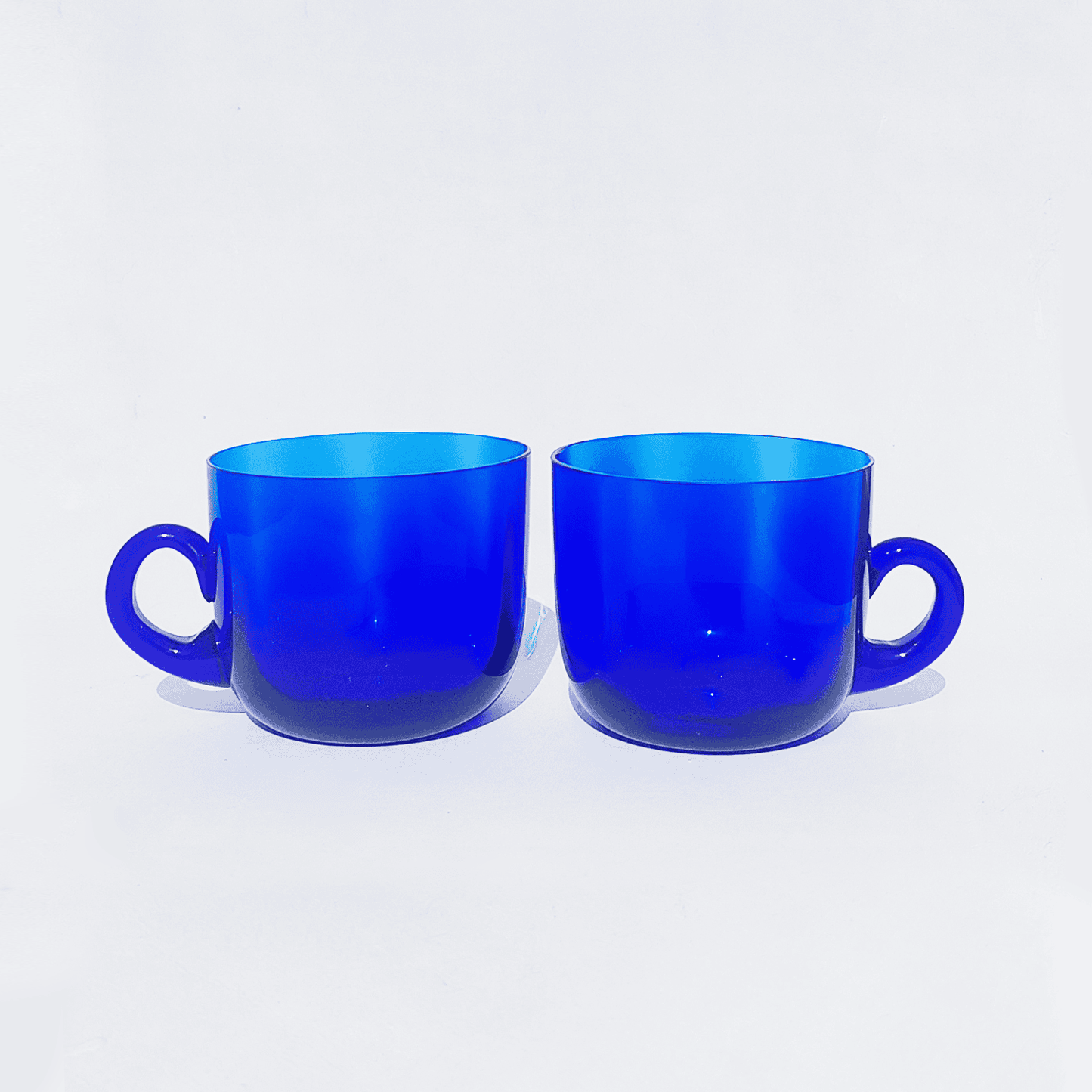 Blue vintage glass cups: Elegant coffee cups in a set