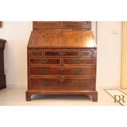 Trumeaux-Sekretär-Schreibtisch, Louis XVI-Kommode, englischer Vintage-Stil in Walnuss, Dario Raia Antiquitäten, moderner Vintage-Sekretärschrank, Sekretär-Kleiderschrank, Sideboard-Nachttisch, Holzschreibtisch, Sekretär mit Schubladen, Sekretär aus massiver Eiche, eingelegter Sekretär, Vintage-Trumeaux-Sekretär