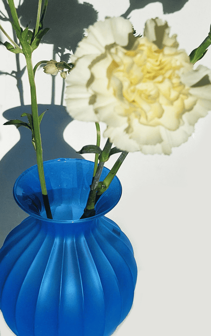 Faceted Vintage Glass Vase in Blue – Buy Elegant Design