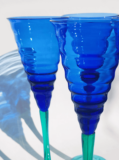 Vintage mug cobalt blue set: discover 4 mouth-blown glasses