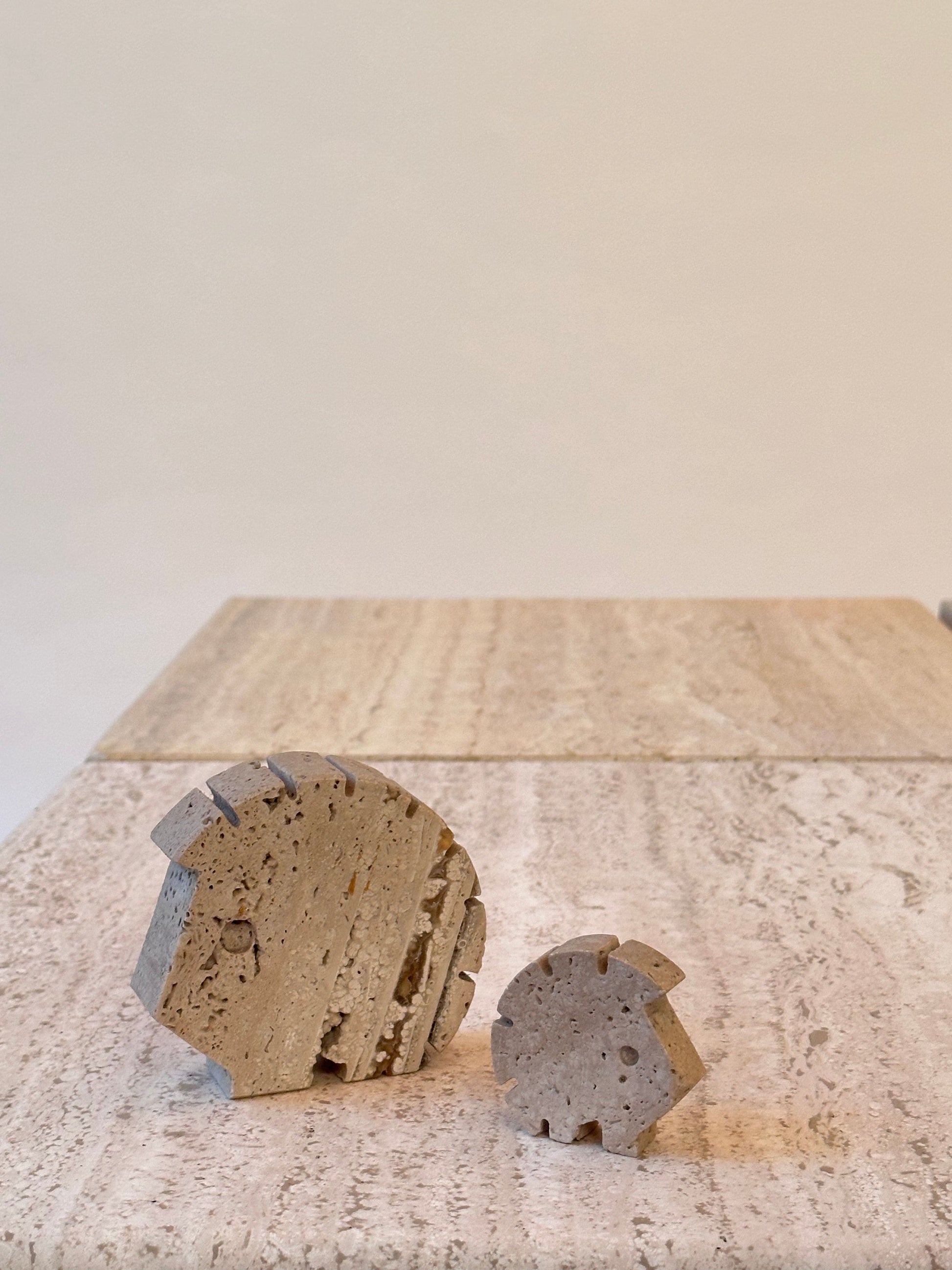 Travertine Hedgehogs, Enzo Mari for Fratelli Manelli, 1970s - 2nd home