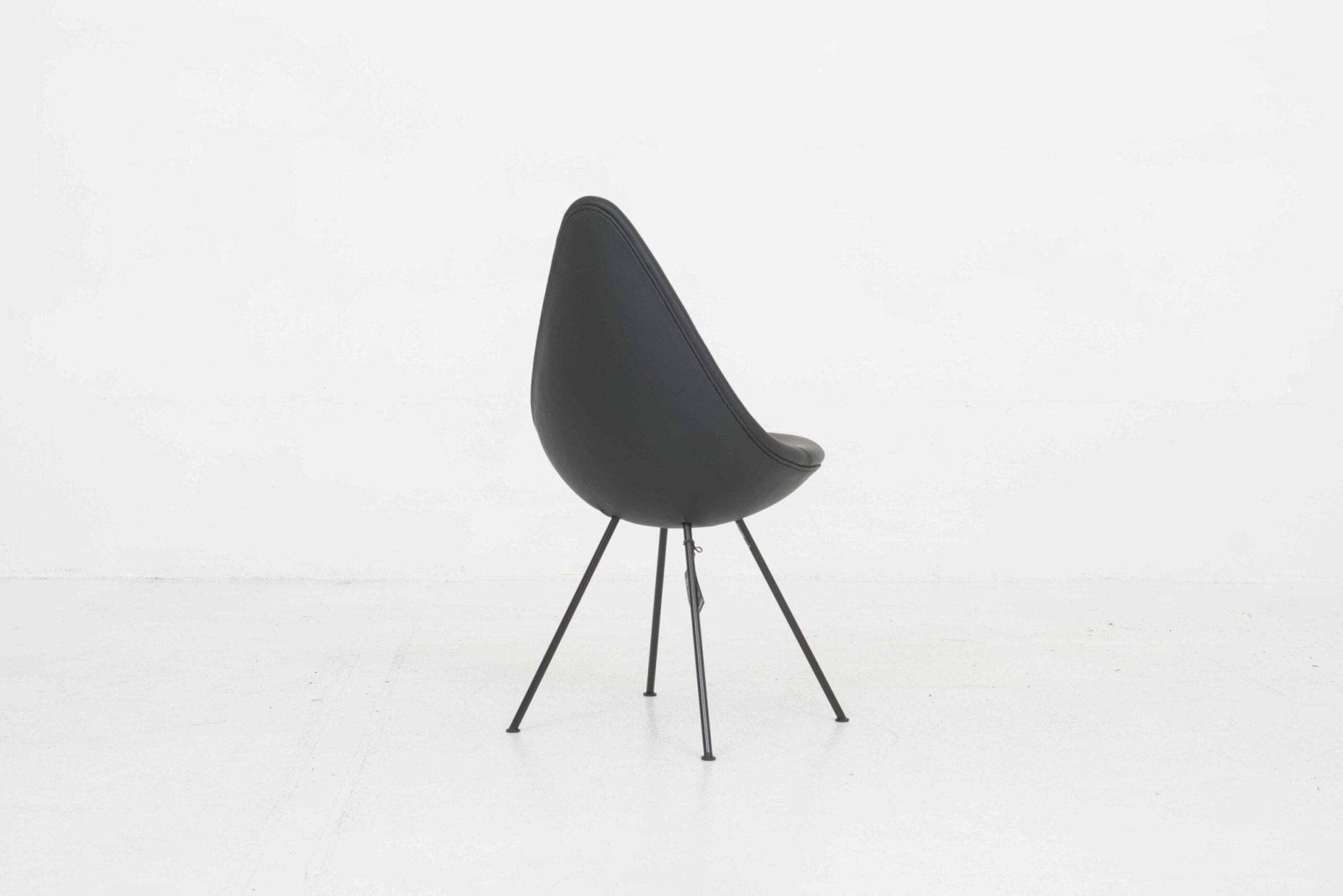 Arne Jacobsen Drop Stuhl von Fritz Hansen in Leder - 2nd home