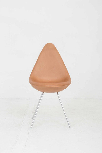 Arne Jacobsen Drop Stuhl von Fritz Hansen in Naturleder - 2nd home