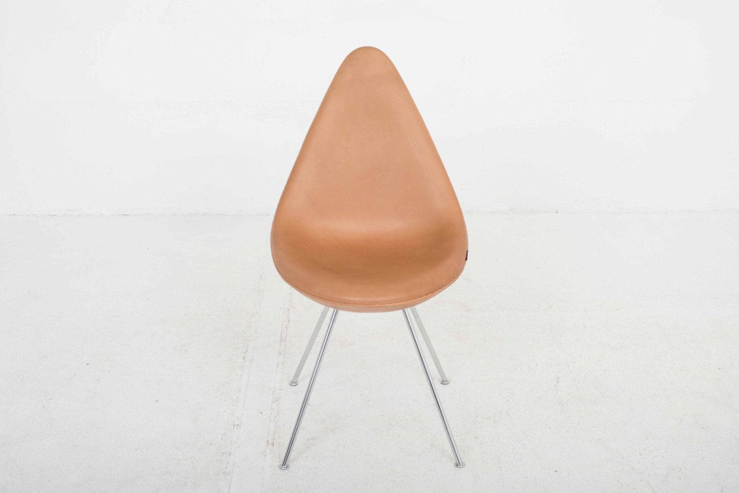 Arne Jacobsen Drop Stuhl von Fritz Hansen in Naturleder - 2nd home