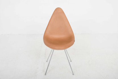 Arne Jacobsen Drop Stuhl von Fritz Hansen in Naturleder - 2nd home