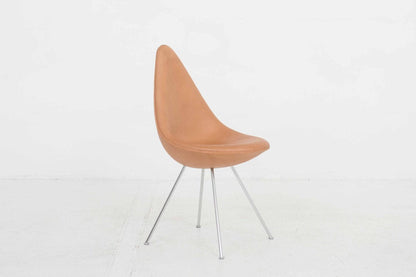 Arne Jacobsen Drop Stuhl von Fritz Hansen in Naturleder - 2nd home