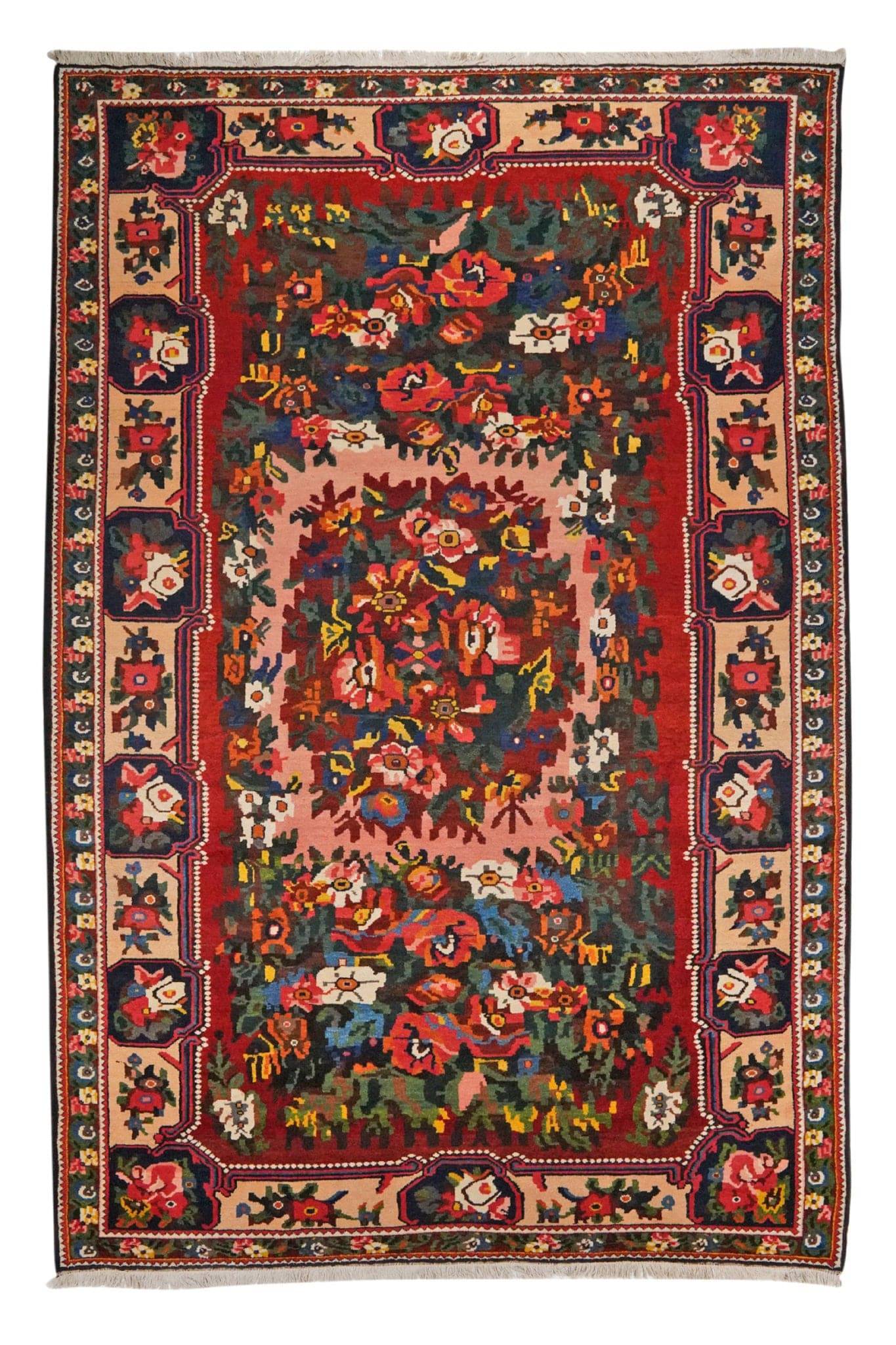 Bakhtiar 350x220cm - 2nd home