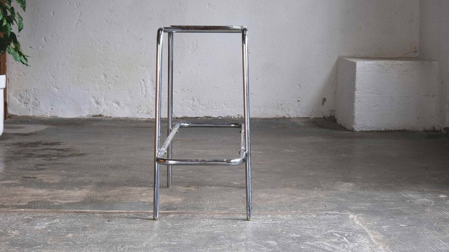 Bauhaus Etagere aus verchromten Stahlrohren - 2nd home