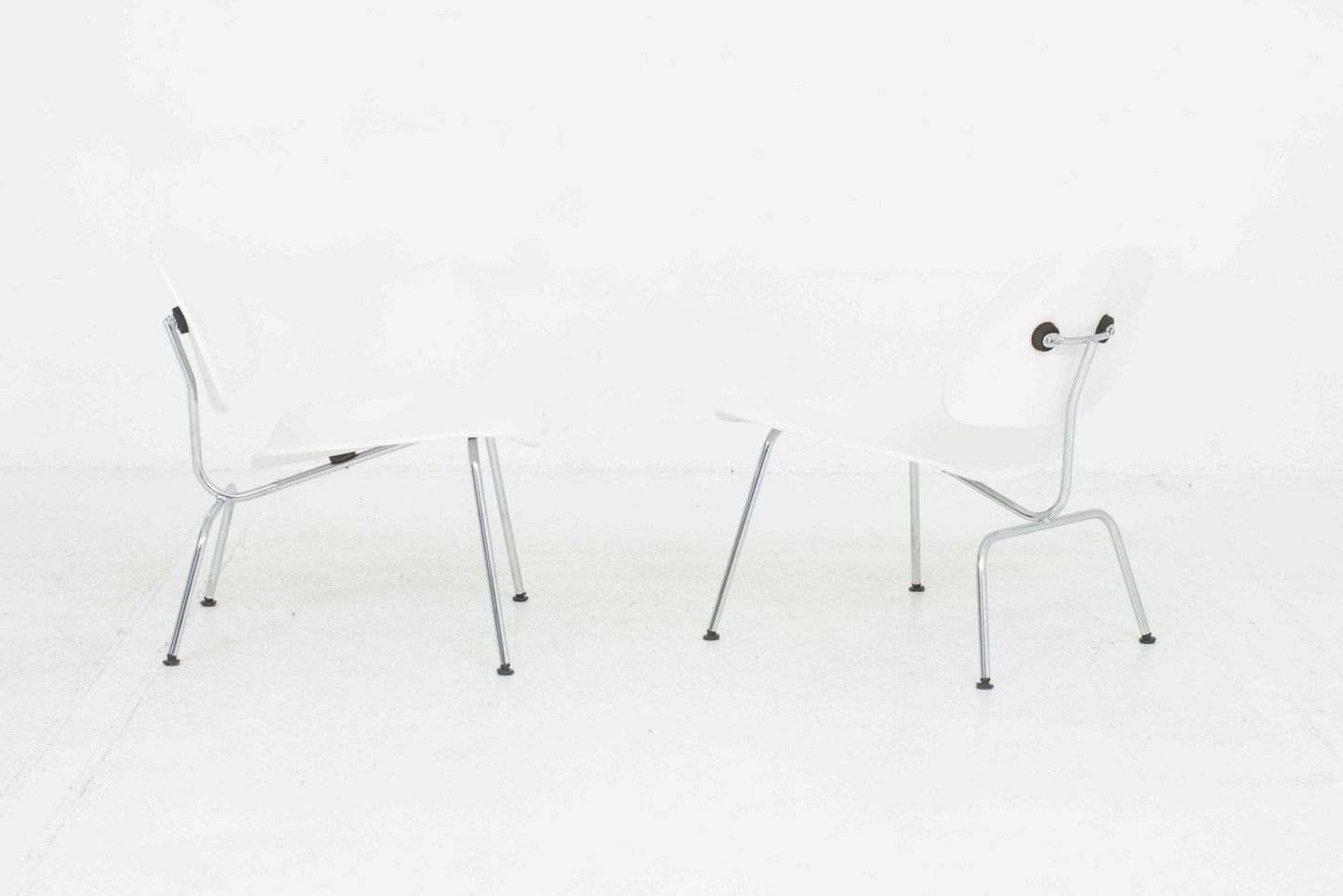 Charles & Ray Eames LCM Sessel von Vitra in Weiss - 2nd home