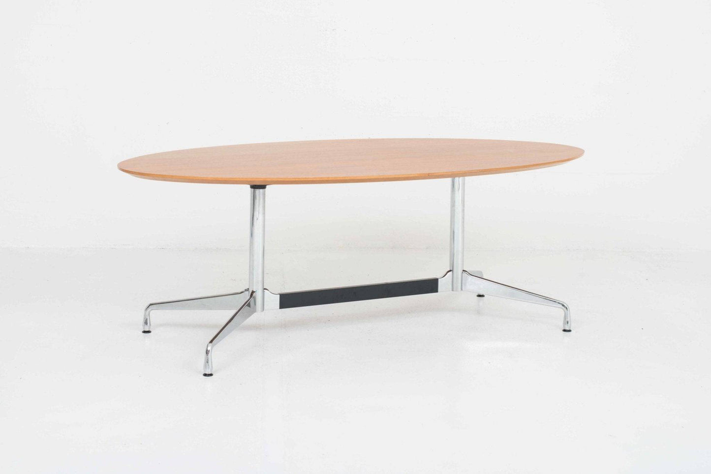 Charles & Ray Eames Segmented Table 200x105cm von Vitra - 2nd home