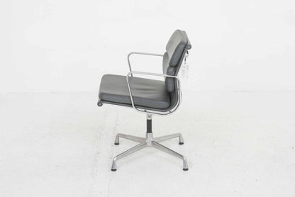 Eames EA 208 Soft Pad von Vitra in grauem Leder und Aluminium poliert - 2nd home