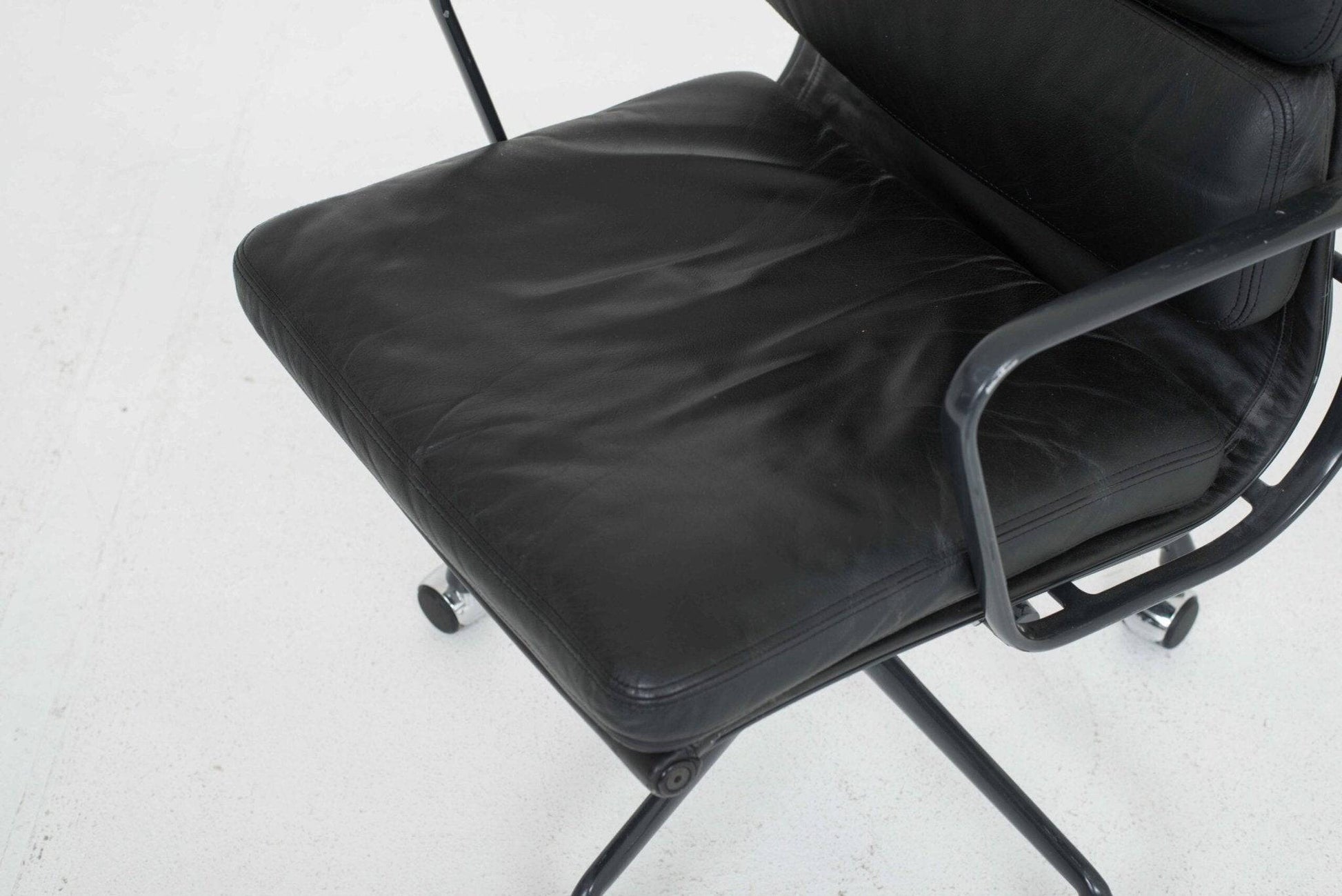 Eames EA 217 Soft Pad Bürostuhl von Herman Miller in schwarzem Leder - 2nd home